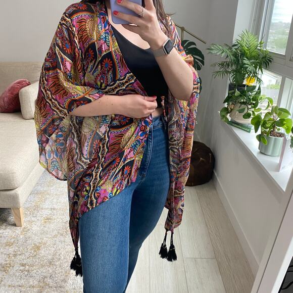 NEW Satva Lightweight Print Wrap Size XS/S - Picture 4 of 6